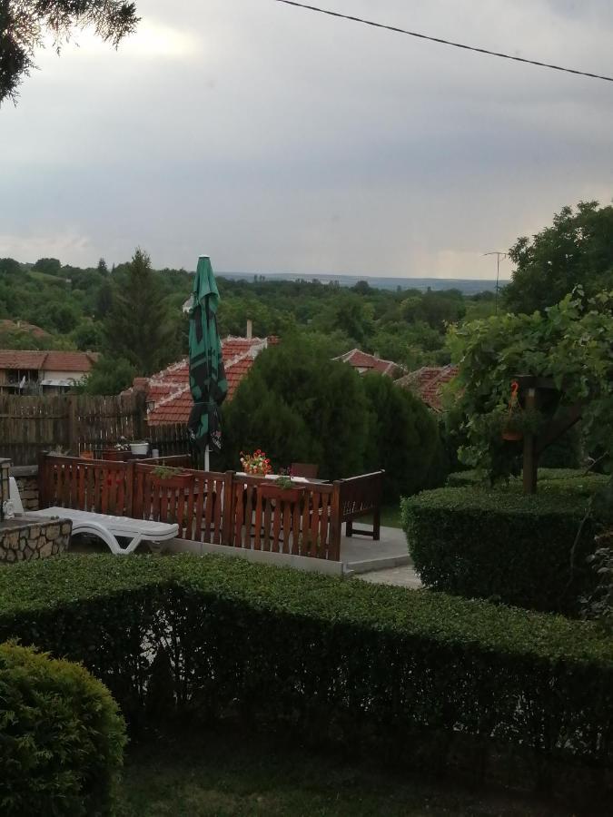 Krushunska Panorama Hotel Krushuna Ngoại thất bức ảnh