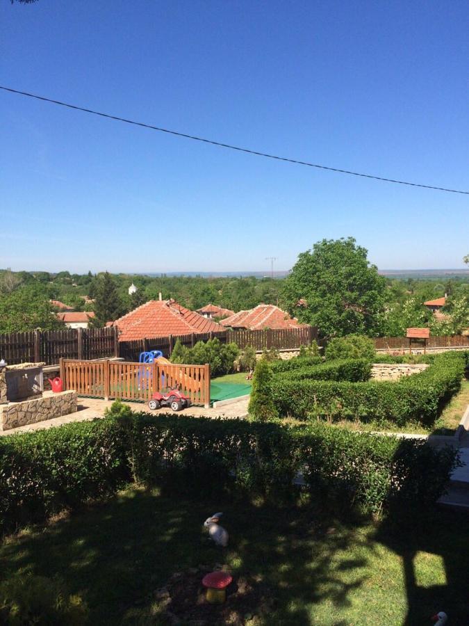 Krushunska Panorama Hotel Krushuna Ngoại thất bức ảnh